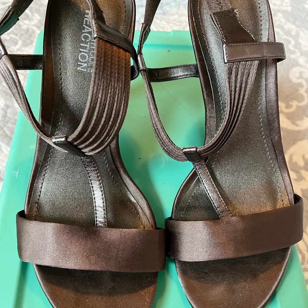 Kenneth Cole Reaction Women's Dark Brown Sandals